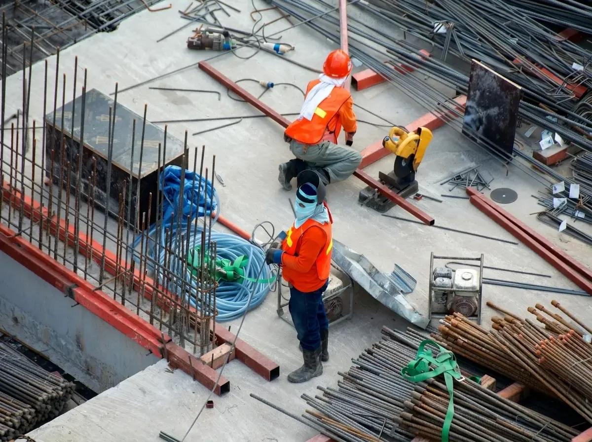 Integración técnica en obra con especialistas